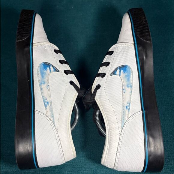 Nike TOKI N7 white shoes Men’s size 11